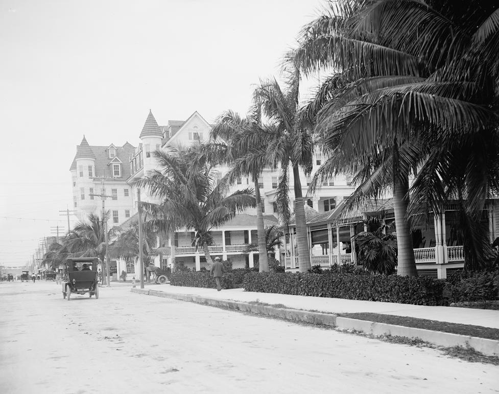 12th Street and the Halcyon Hotel 1910s Print