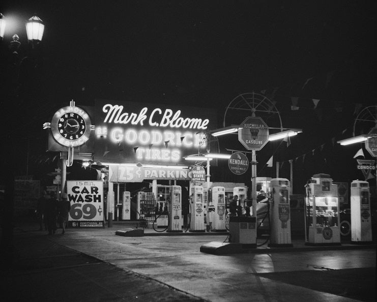 Hollywood Gas Station 1942 Print