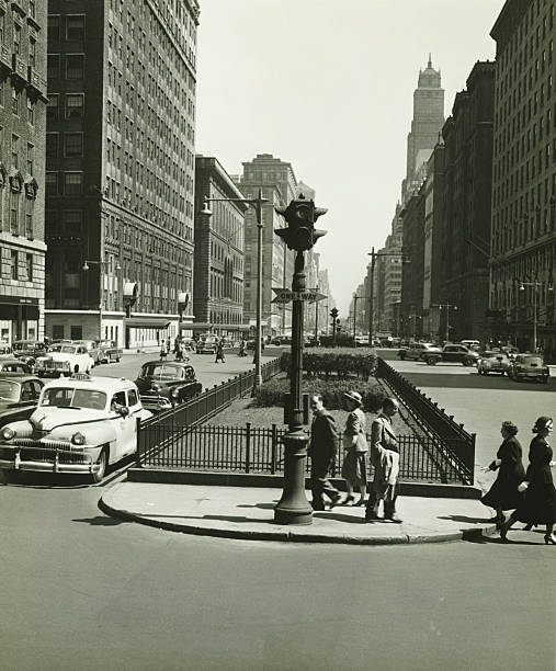 People crossing park avenue new york city