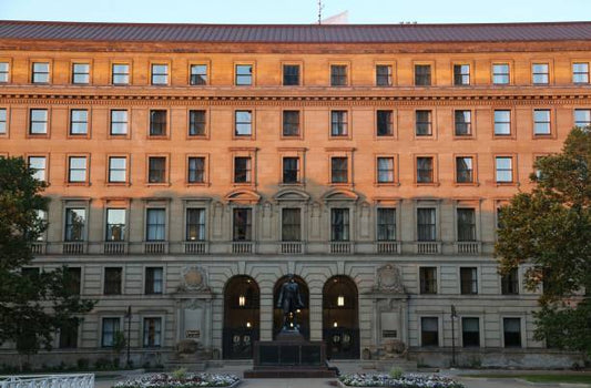 1930's neoclassical style sandstone building landmark drury plaza hotel cleveland ohio usa