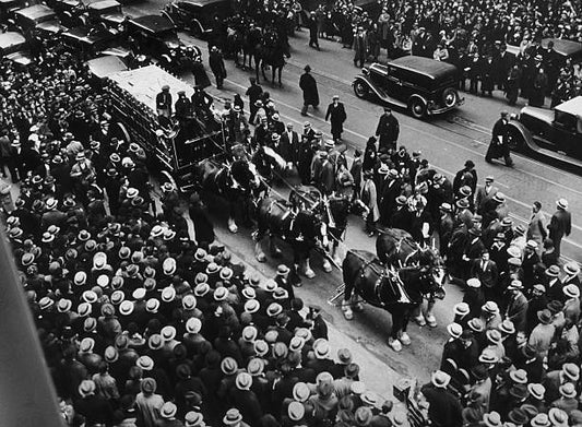 Horse-drawn beer truck from the St. Louis Brewery arrives loaded with Budweiser beer at the Empire State Building New York after the repeal of