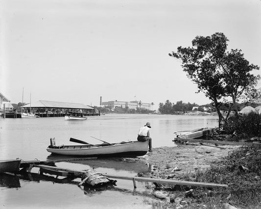 Miami River and Royal Palm Hotel 1900 Print