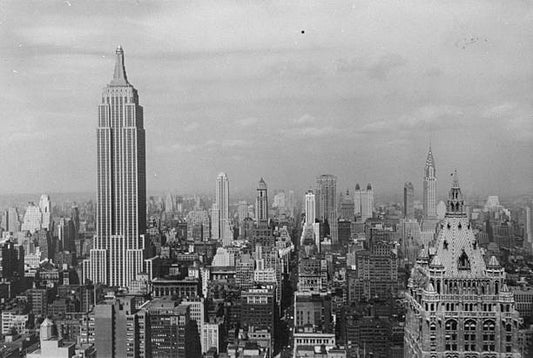 The Empire State Building and the Manhattan skyline viewed from the Metropolitan Life Insurance tower.