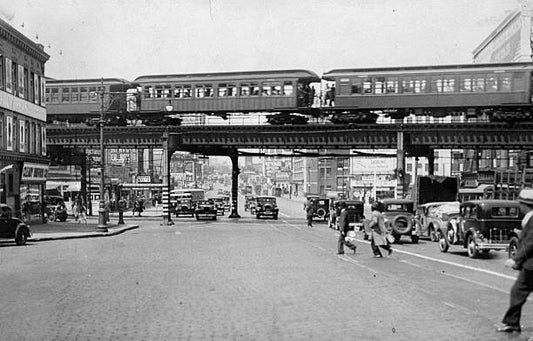 The elevated train at Myrtle Avenue and Flatbush Avenue in Brooklyn.